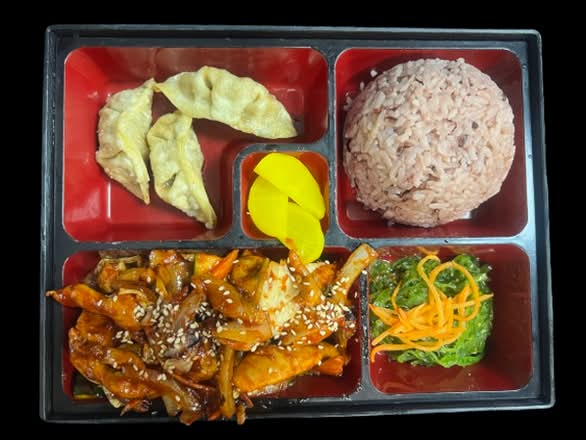 Spicy Chicken Bento 辣鸡肉便当(miso)
